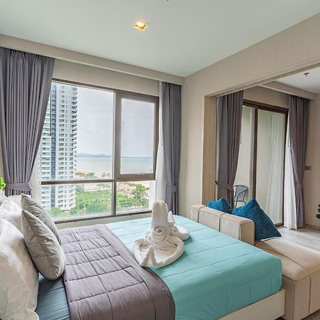 Aeras Beachfront Condominium Jomtien Beach Exterior foto
