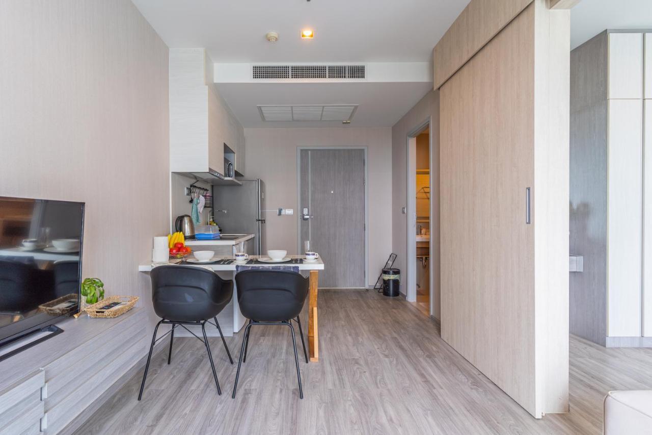 Aeras Beachfront Condominium Jomtien Beach Exterior foto