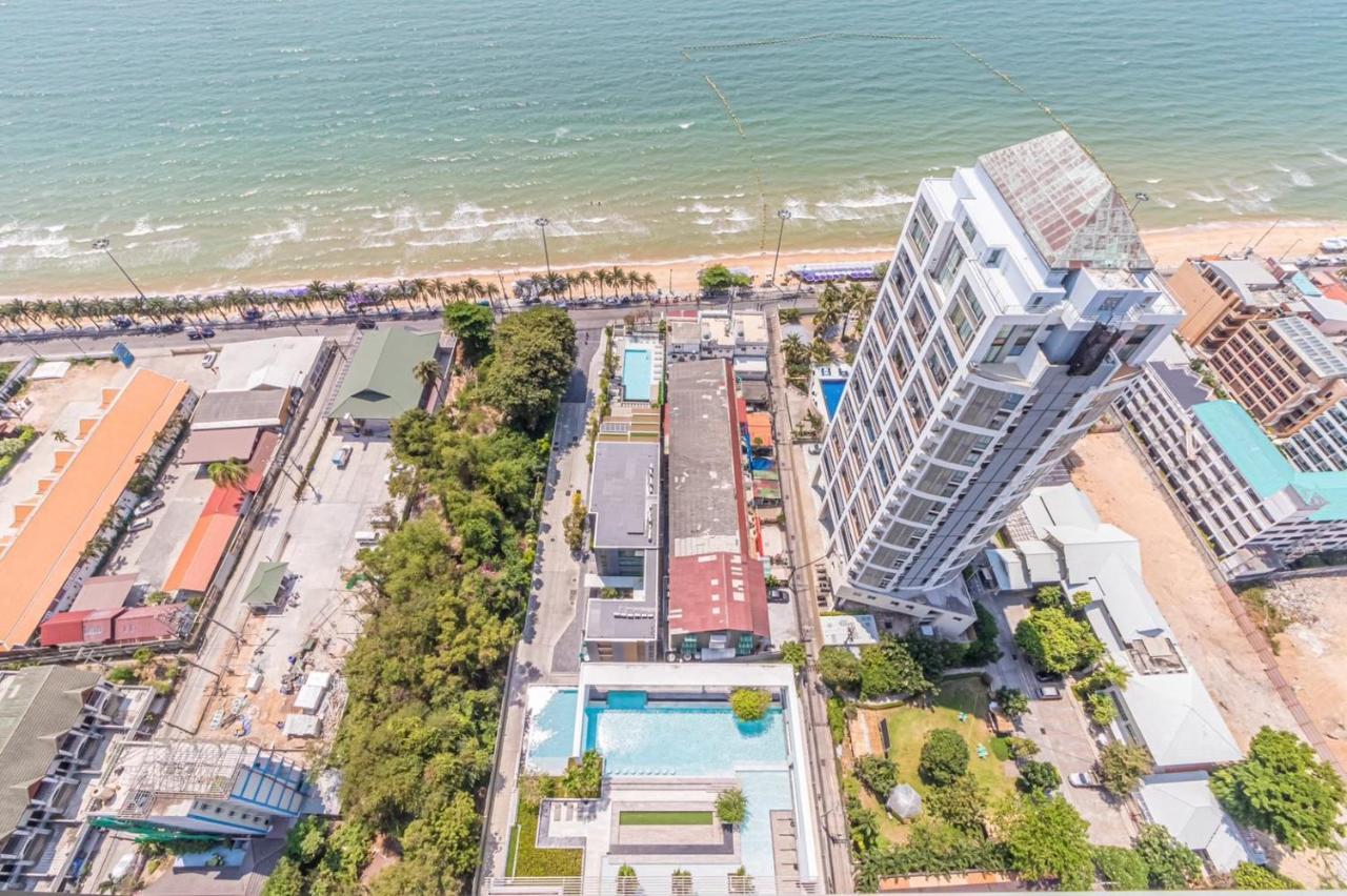 Aeras Beachfront Condominium Jomtien Beach Exterior foto