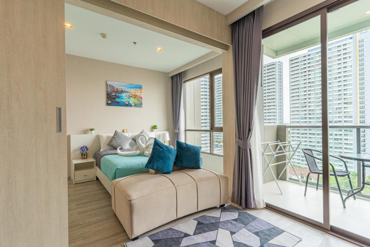 Aeras Beachfront Condominium Jomtien Beach Exterior foto