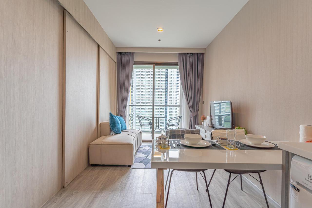 Aeras Beachfront Condominium Jomtien Beach Exterior foto